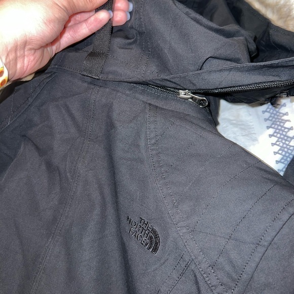 The North Face Waterproof 550-fill Down Parka size Medium‎ - Picture 8 of 9